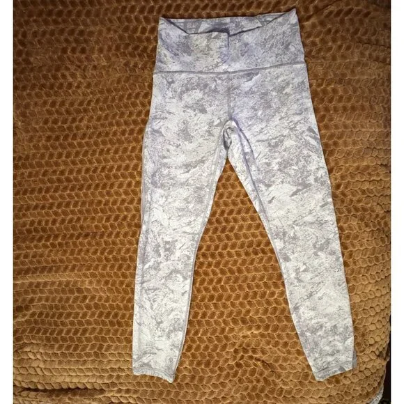 Like New Lululemon Train Times 7/8 Pant 25" Leggings White Cast Luxe Size 8 - Picture 4 of 10